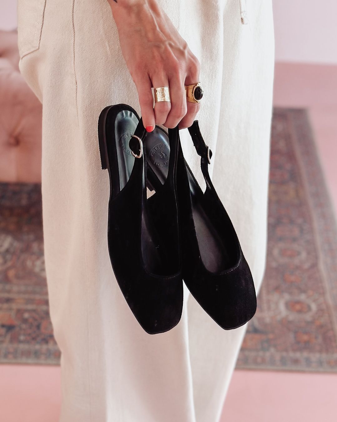 Slingback mules black